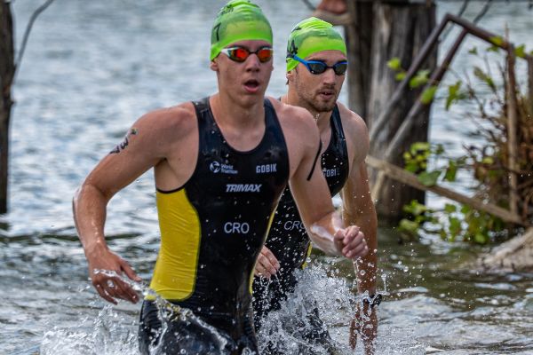 triatlon-i-138F8D21F75-1E39-E69C-4676-4BEC17463024.jpg